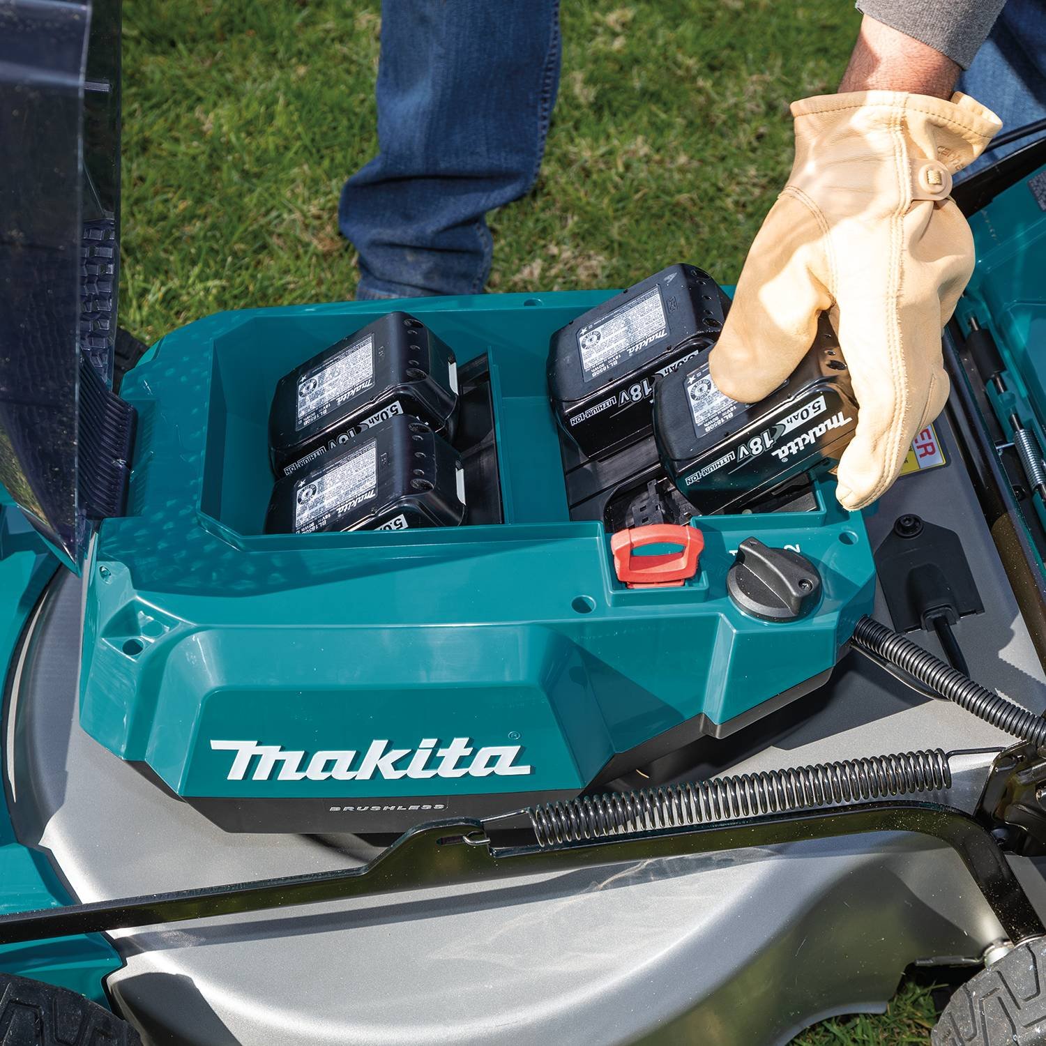 21 in. 18-Volt X2 (36-Volt) LXT Lithium-Ion Cordless Walk Behind Self Propelled Lawn Mower Kit with 4 Batteries (5.0 Ah) - Image 12