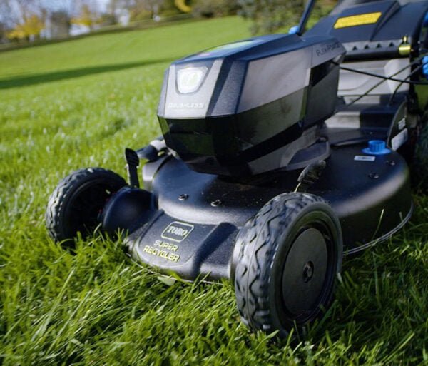 21 in. Super Recycler 60-Volt SmartStow Max Cordless Battery Walk Behind Mower 7.5 Ah Battery and Charger Included - Image 3
